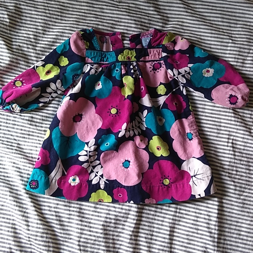 Gorgeous corduroy Baby Gap dress 6-12 months